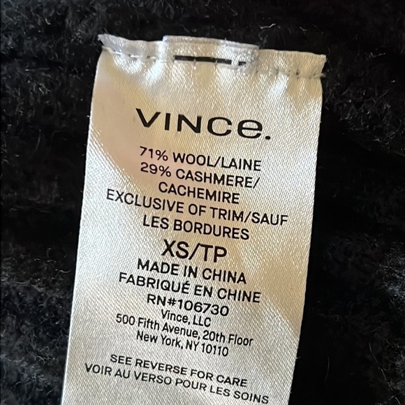 Vince Cashmere & Wool Twist Neck Turtleneck Sweater in Black Size XS - Picture 5 of 6